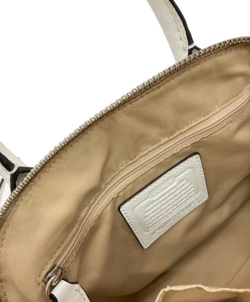 COACH（コーチ）COACH (コーチ) シグネチャーミニプレストン サッチェル ホワイトの古着・服飾アイテム