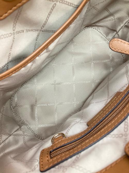 MICHAEL KORS（マイケル・コース）MICHAEL KORS (マイケル・コース) MAEVE SMALL ホワイト×ブラウンの古着・服飾アイテム