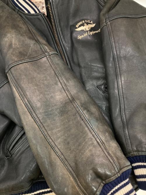 AVIREX（アヴィレックス）AVIREX (アヴィレックス) レザーバーシティジャケット ブラック サイズ:Sの古着・服飾アイテム