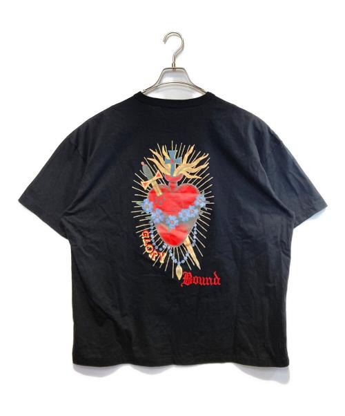 COOTIE PRODUCTIONS（クーティープロダクツ）COOTIE PRODUCTIONS (クーティープロダクツ) Jakob Morley (ヤコブ モーリー) Print S/S Tee Glory Bound ブラック サイズ:Mの古着・服飾アイテム