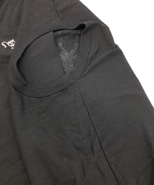 COOTIE PRODUCTIONS（クーティープロダクツ）COOTIE PRODUCTIONS (クーティープロダクツ) Jakob Morley (ヤコブ モーリー) Print S/S Tee Glory Bound ブラック サイズ:Mの古着・服飾アイテム