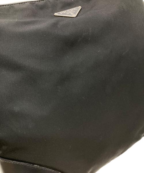PRADA（プラダ）PRADA (プラダ) プレートロゴナイロンショルダーバッグ ブラックの古着・服飾アイテム