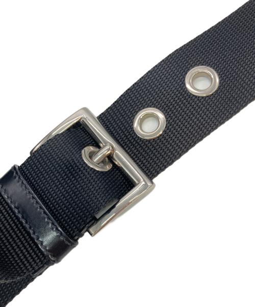 PRADA（プラダ）PRADA (プラダ) プレートロゴナイロンショルダーバッグ ブラックの古着・服飾アイテム