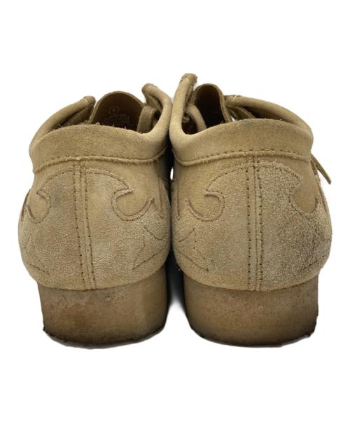 CLARKS（クラークス）CLARKS (クラークス) SUPREME (シュプリーム) ワラビーシューズ ベージュ サイズ:US9の古着・服飾アイテム
