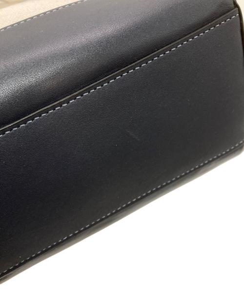 COACH（コーチ）COACH (コーチ) モリーバケット ベージュの古着・服飾アイテム