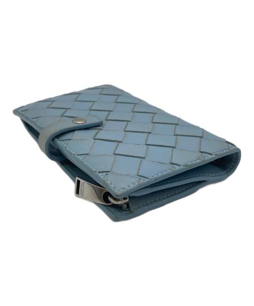 BOTTEGA VENETA（ボッテガベネタ）BOTTEGA VENETA (ボッテガベネタ) マキシイントレチャート2つ折り財布 スカイブルーの古着・服飾アイテム