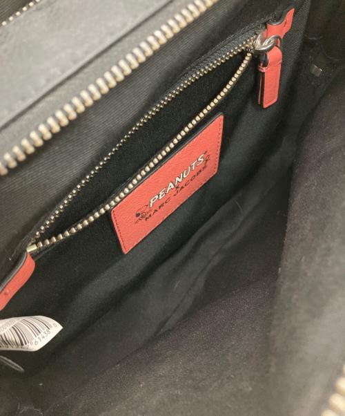 MARC JACOBS（マークジェイコブズ）MARC JACOBS (マークジェイコブズ) PEANUTS (ピーナッツ) BOX BAG 20 ベージュの古着・服飾アイテム