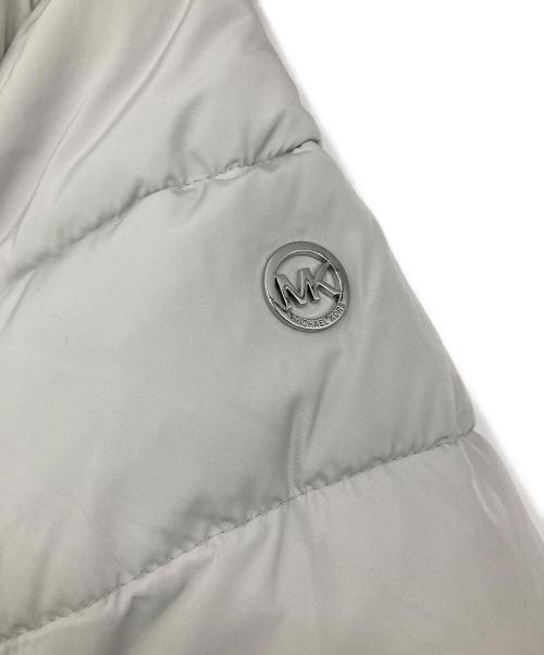 MICHAEL MICHAEL KORS（マイケル マイケルコース）MICHAEL MICHAEL KORS (マイケル マイケルコース) フォーファートリム キルティングベルテッドパファージャケット ホワイト サイズ:XSの古着・服飾アイテム