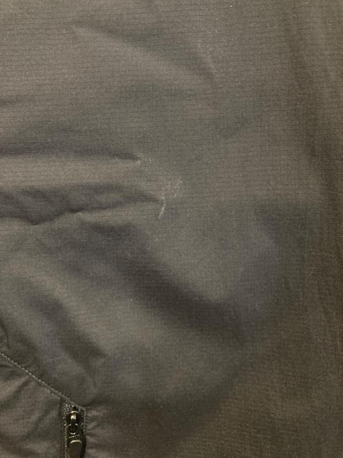 ARC'TERYX（アークテリクス）ARC'TERYX (アークテリクス) Atom SL Hoody ブラック サイズ:Mの古着・服飾アイテム