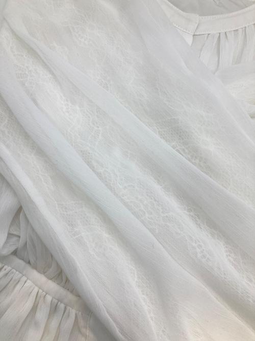 HER LIP TO（ハーリップトゥ）HER LIP TO (ハーリップトゥ) Prospect Chiffon Blouse ホワイト サイズ:Mの古着・服飾アイテム