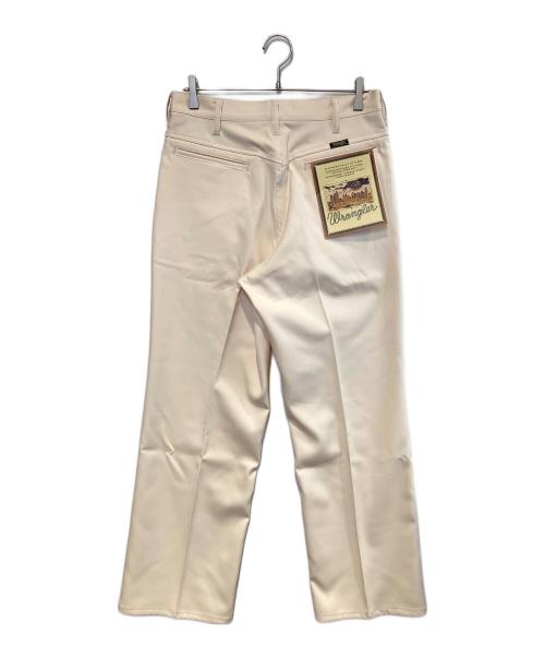 Wrangler（ラングラー）Wrangler (ラングラー) URBAN RESEARCH (アーバンリサーチ) 別注TUCK WIDE WRANCHER ホワイト サイズ:M 未使用品の古着・服飾アイテム