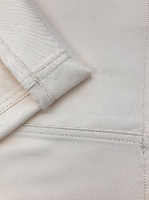 Wrangler（ラングラー）Wrangler (ラングラー) URBAN RESEARCH (アーバンリサーチ) 別注TUCK WIDE WRANCHER ホワイト サイズ:M 未使用品の古着・服飾アイテム