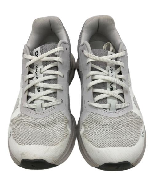 on（オン）on (オン) cloudrunner2 ホワイト サイズ:UK5の古着・服飾アイテム