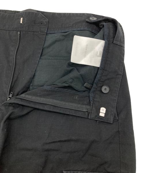 GIVENCHY（ジバンシィ）GIVENCHY (ジバンシィ) Cargo Bermuda Shorts ブラック サイズ:48の古着・服飾アイテム