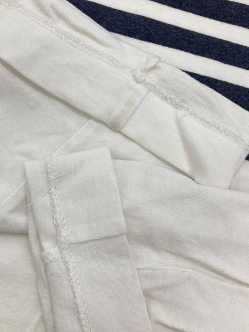 PLAY COMME des GARCONS（プレイコムデギャルソン）PLAY COMME des GARCONS (プレイコムデギャルソン) ロングスリーブカットソー ホワイト×ネイビー サイズ:Lの古着・服飾アイテム