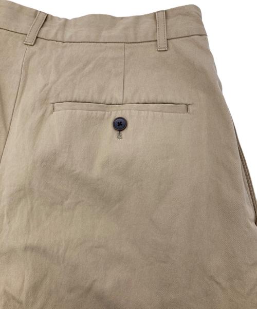 FRAMeWORK（フレームワーク）FRAMeWORK (フレームワーク) TUCK CHINO パンツ ベージュ サイズ:38の古着・服飾アイテム