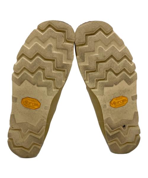 CLARKS ORIGINALS（クラークス オリジナルズ）CLARKS ORIGINALS (クラークス オリジナルズ) Wallabee GTX ベージュ サイズ:US9 1/2の古着・服飾アイテム