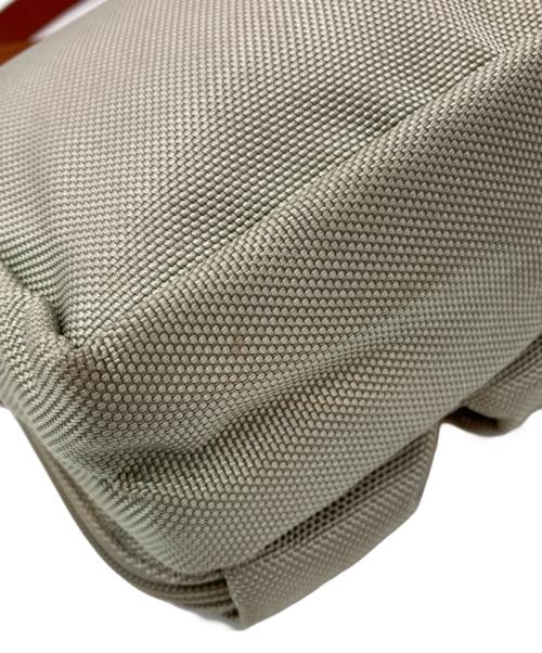 HUNTING WORLD（ハンティングワールド）HUNTING WORLD (ハンティングワールド) ADOBEショルダーバッグ ベージュ×ブラウンの古着・服飾アイテム