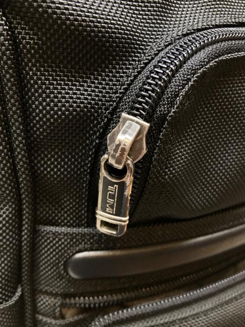 TUMI（トゥミ）TUMI (トゥミ) ブリーフケース ブラックの古着・服飾アイテム