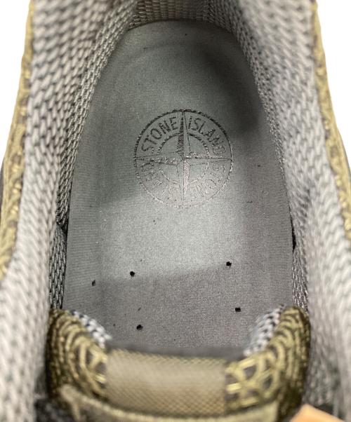 STONE ISLAND（ストーンアイランド）STONE ISLAND (ストーンアイランド) NEW BALANCE (ニューバランス) 991V2 カーキ×ブラック サイズ:US10 未使用品の古着・服飾アイテム