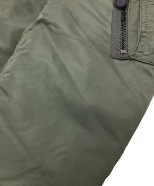 AVIREX（アヴィレックス）AVIREX (アヴィレックス) MA-1ジャケット オリーブ サイズ:Mの古着・服飾アイテム