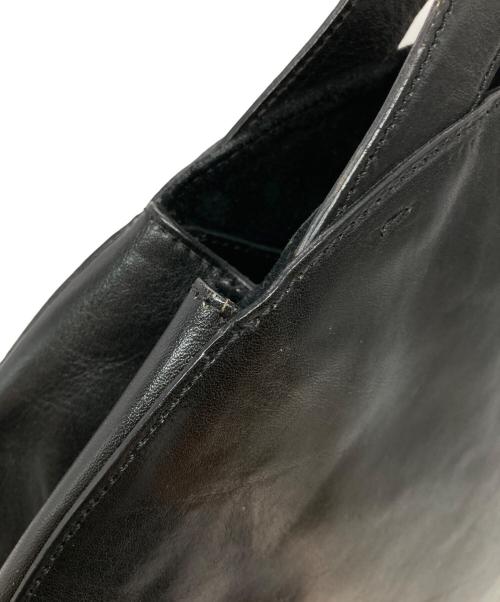 HIROFU（ヒロフ）HIROFU (ヒロフ) レザーワンショルダーバッグ ブラックの古着・服飾アイテム