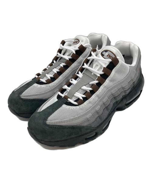 NIKE SB（ナイキエスビー）NIKE SB (ナイキエスビー) AIR MAX 95 ホワイト×ブラック サイズ:US9.5の古着・服飾アイテム