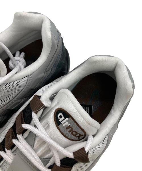 NIKE SB（ナイキエスビー）NIKE SB (ナイキエスビー) AIR MAX 95 ホワイト×ブラック サイズ:US9.5の古着・服飾アイテム