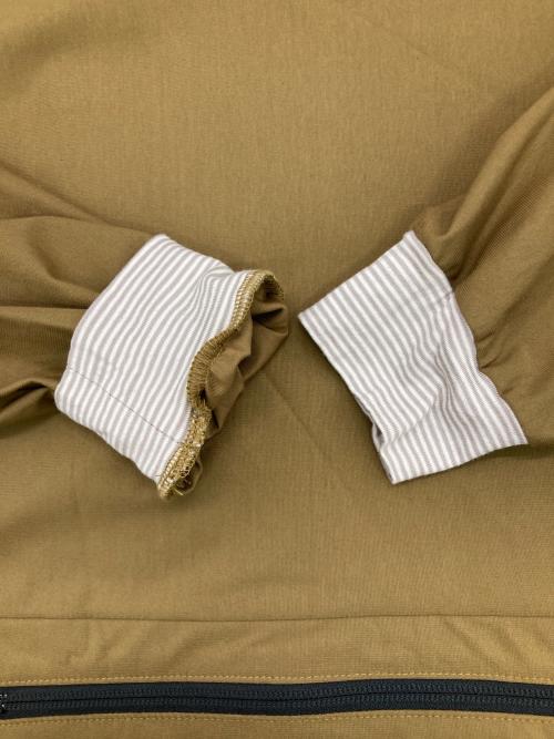 son of the cheese（（サノバチーズ））son of the cheese (（サノバチーズ）) ドローコードプルオーバー カーキ サイズ:Mの古着・服飾アイテム