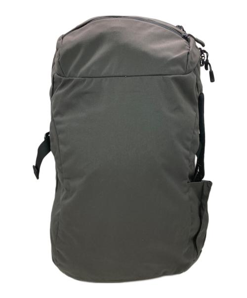 MINAAL（ミナール）MINAAL (ミナール) CARRY ON 2.0 グレーの古着・服飾アイテム