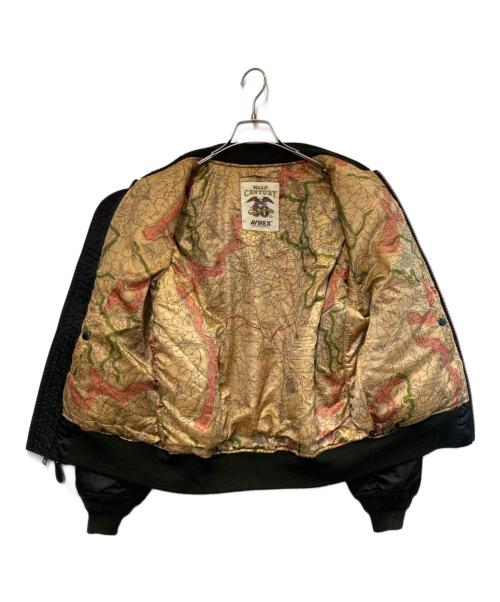 AVIREX（アヴィレックス）AVIREX (アヴィレックス) 50th Anniversary MA-1 SIGNATURE BIG LOGO ブラック サイズ:Freeの古着・服飾アイテム