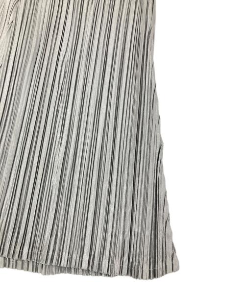 PLEATS PLEASE（プリーツプリーズ）PLEATS PLEASE (プリーツプリーズ) プリーツミニワンピース グレー サイズ:3の古着・服飾アイテム