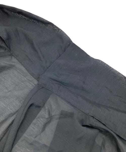 ISSEY MIYAKE（イッセイミヤケ）ISSEY MIYAKE (イッセイミヤケ) ノースリーブブラウス ブラック サイズ:2の古着・服飾アイテム