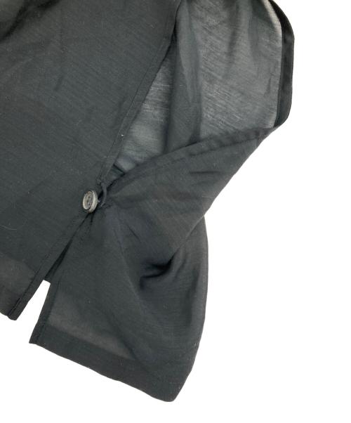 ISSEY MIYAKE（イッセイミヤケ）ISSEY MIYAKE (イッセイミヤケ) ノースリーブブラウス ブラック サイズ:2の古着・服飾アイテム