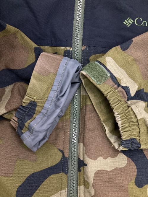 Columbia（コロンビア）Columbia (コロンビア) Boulderinng Batholith Jacket ブラック×オリーブ サイズ:Sの古着・服飾アイテム