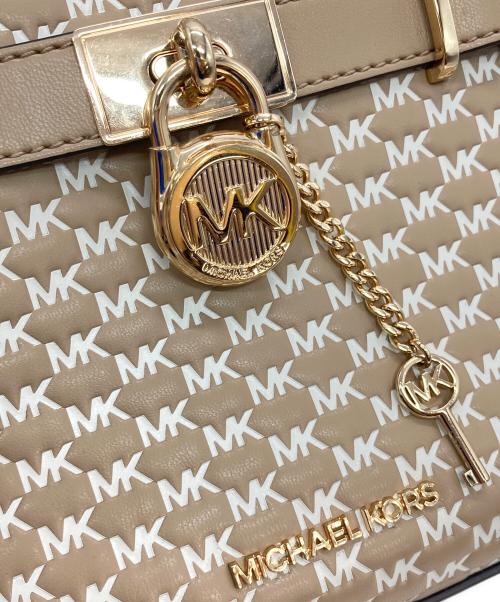 MICHAEL KORS（マイケル・コース）MICHAEL KORS (マイケル・コース) ロゴショルダーバッグ ベージュの古着・服飾アイテム