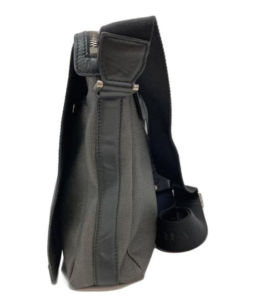 BVLGARI（ブルガリ）BVLGARI (ブルガリ) PVCメッセンジャーバッグ グレーの古着・服飾アイテム