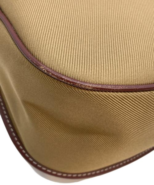 HUNTING WORLD（ハンティングワールド）HUNTING WORLD (ハンティングワールド) サファリトゥデイショルダーバッグ カーキの古着・服飾アイテム