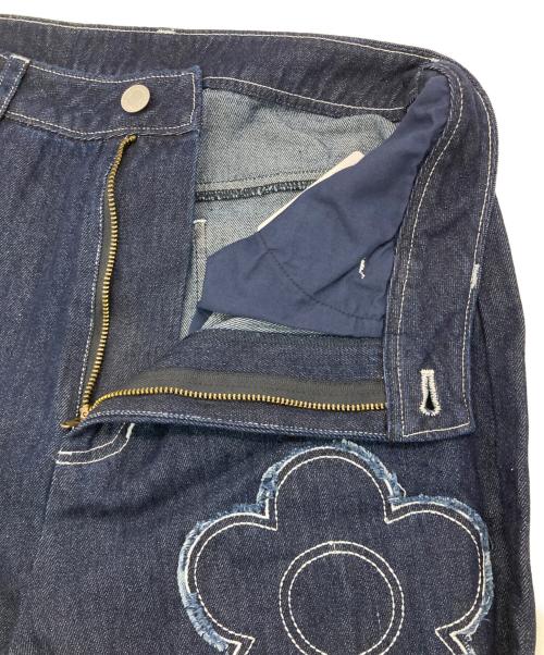 MARY QUANT（マリークヮント）MARY QUANT (マリークヮント) デイジーパッチデニム パンツ インディゴ サイズ:M 未使用品の古着・服飾アイテム
