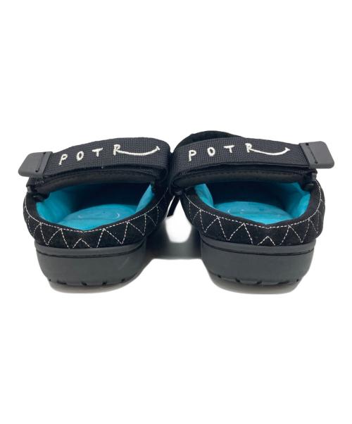 SUBU（スブ）SUBU (スブ) POTR (ピー・オー・ティー・アール) コラボスウェードスリッポン ブラック サイズ:26-27.5cmの古着・服飾アイテム