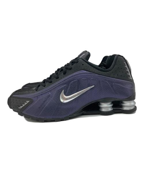 NIKE（ナイキ）NIKE (ナイキ) SHOX R4 JEWEL QS ブラック×パープル サイズ:US9の古着・服飾アイテム