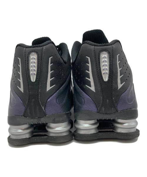 NIKE（ナイキ）NIKE (ナイキ) SHOX R4 JEWEL QS ブラック×パープル サイズ:US9の古着・服飾アイテム