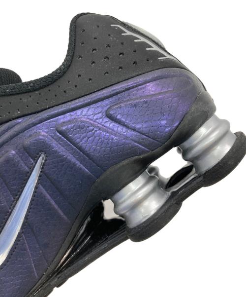 NIKE（ナイキ）NIKE (ナイキ) SHOX R4 JEWEL QS ブラック×パープル サイズ:US9の古着・服飾アイテム