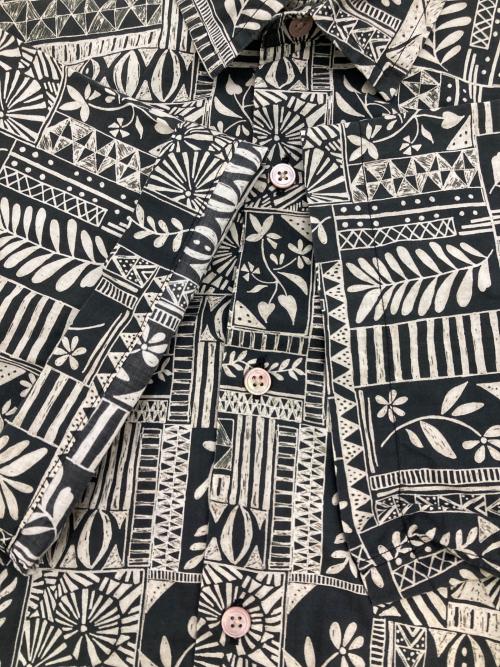 Paul Smith COLLECTION（ポールスミス コレクション）Paul Smith COLLECTION (ポールスミス コレクション) フレットワークプリントシャツ ブラック×ホワイト サイズ:Sの古着・服飾アイテム