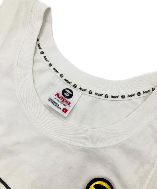 A BATHING APE（アベイシングエイプ）A BATHING APE (アベイシングエイプ) プリントタンクトップ ホワイト サイズ:Lの古着・服飾アイテム