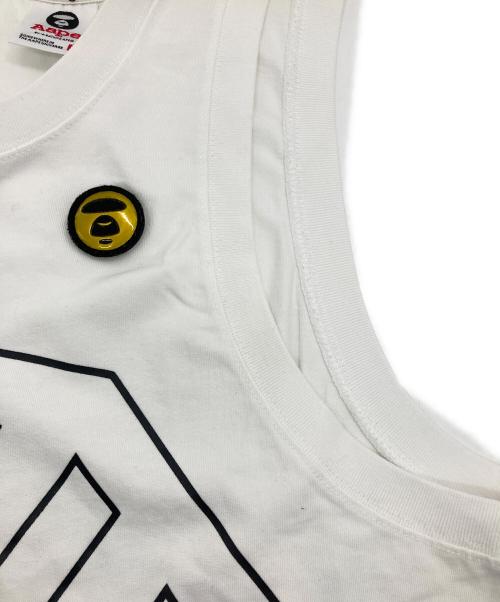 A BATHING APE（アベイシングエイプ）A BATHING APE (アベイシングエイプ) プリントタンクトップ ホワイト サイズ:Lの古着・服飾アイテム
