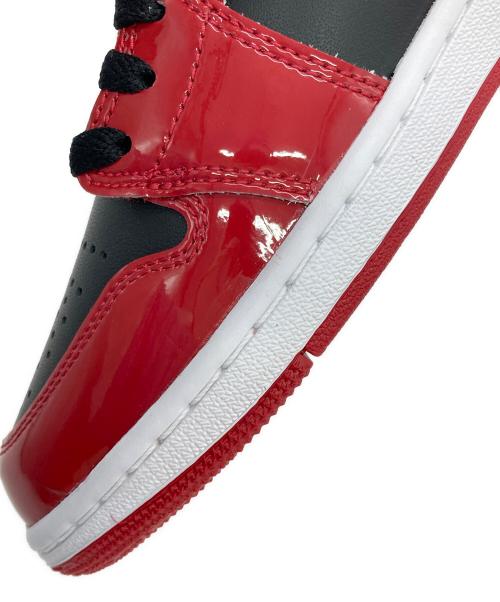 NIKE（ナイキ）NIKE (ナイキ) AIR JORDAN 1 LOW SE レッド×ブラック サイズ:US8.5 未使用品の古着・服飾アイテム