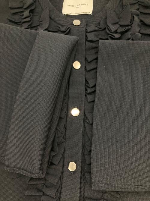 UNITED ARROWS TOKYO（ユナイテッドアローズトウキョウ）UNITED ARROWS TOKYO (ユナイテッドアローズトウキョウ) ミニフリルニットカーディガン ブラック サイズ:Freeの古着・服飾アイテム