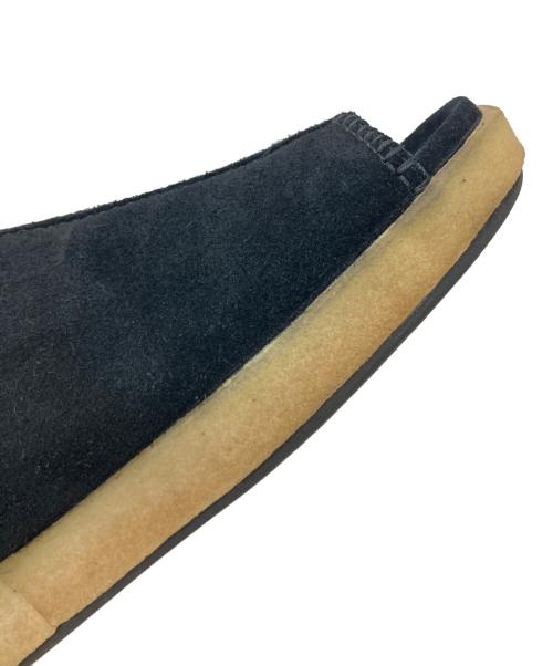 CLARKS ORIGINALS（クラークス オリジナルズ）CLARKS ORIGINALS (クラークス オリジナルズ) X-LARGE (エクストララージ) OVERLEIGH SLIDE ブラック サイズ:9 1/2の古着・服飾アイテム