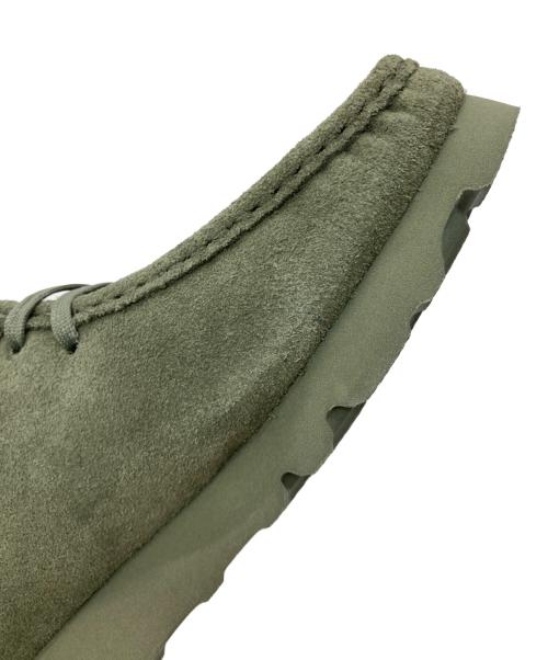 CLARKS（クラークス）CLARKS (クラークス) WALLABEE.GTX カーキ サイズ:US8の古着・服飾アイテム